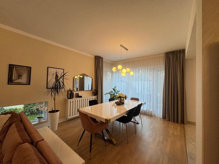 Casă individuală cu 4 camere cu Teren 300 Mp în Pipera