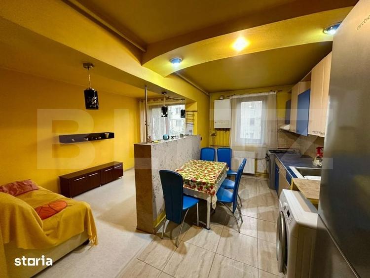 Apartament cu 3 camere în Decebal