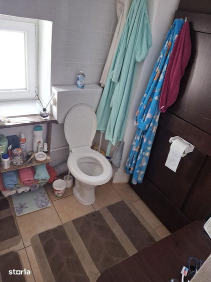 Casă cu 3 camere cu Teren 2155 Mp în Traian