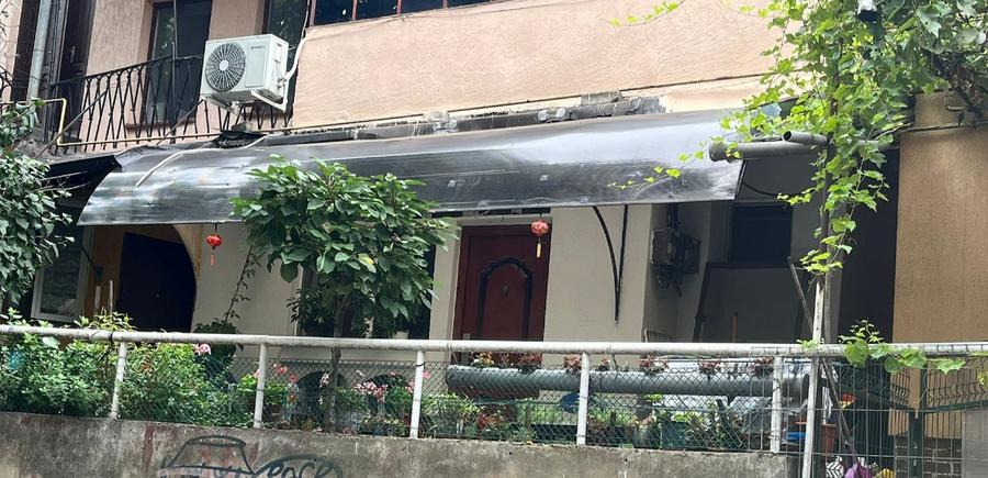 Casă cu 2 camere cu Teren 48 Mp în Central