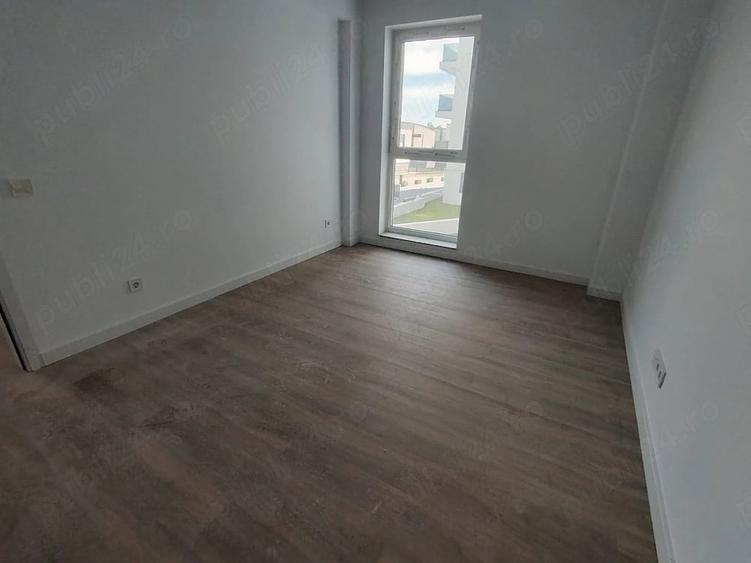 Apartament cu 2 camere semidecomandat în Florești