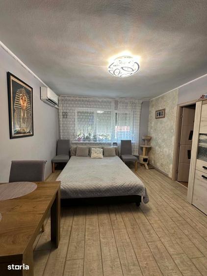 Apartament cu 2 camere nedecomandat în 14 Mai