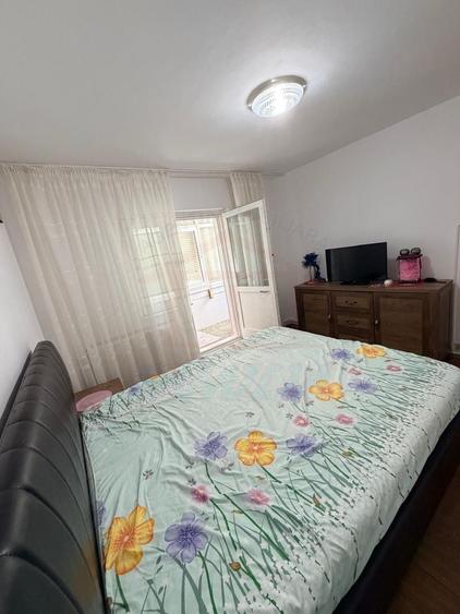Apartament cu 2 camere decomandat în Mazepa 2