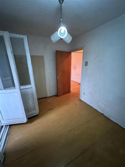 Apartament cu 2 camere semidecomandat în Brâncoveanu