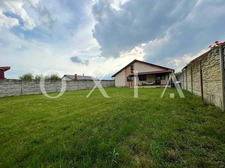 Casă cu Teren 700 Mp în Moșnița Nouă