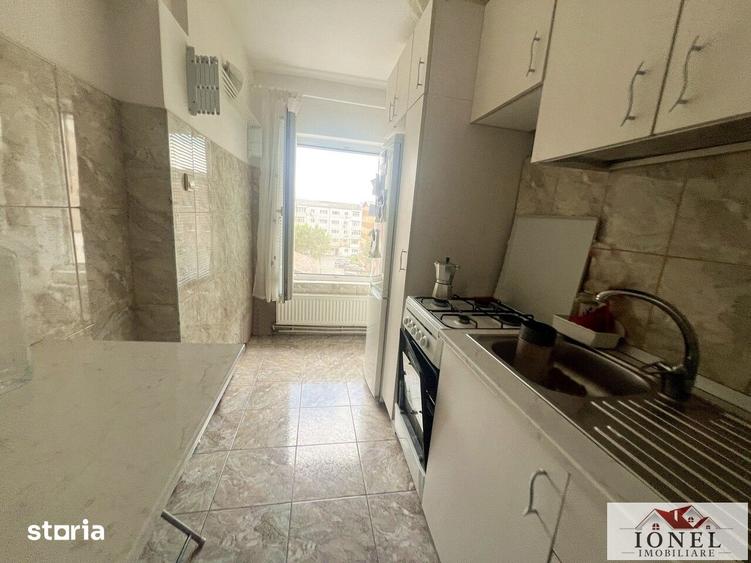 Garsonieră decomandată în Cetate