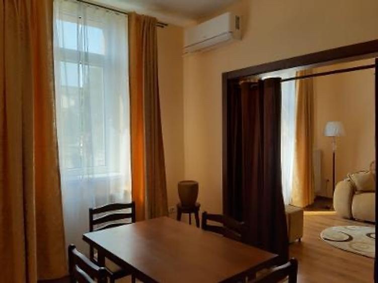 Apartament cu 2 camere decomandat în Dorobanți