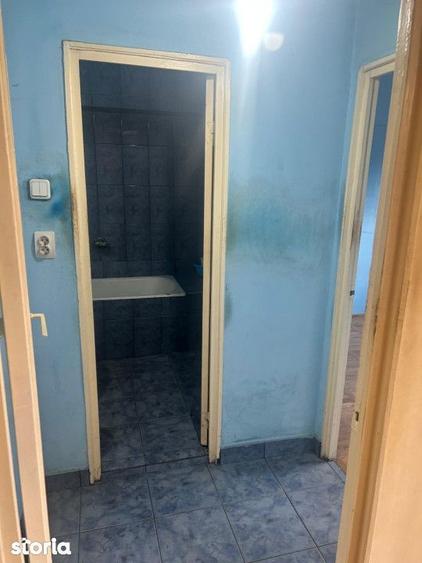 Apartament cu 3 camere în Traian