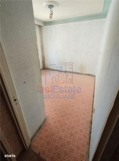 Apartament cu 2 camere decomandat în Nicolina