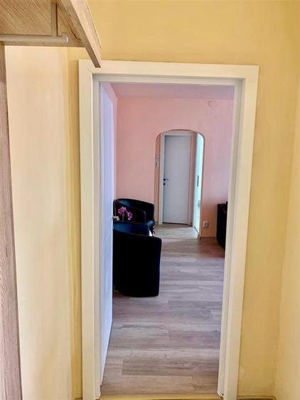 Apartament cu 2 camere semidecomandat în Șagului