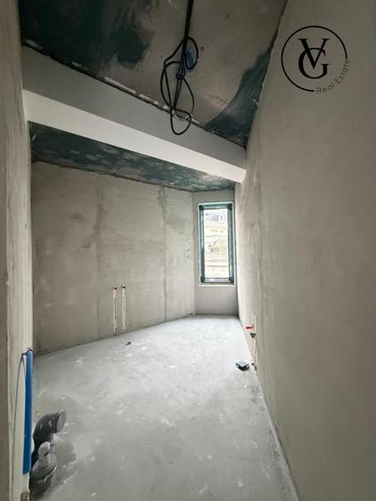 Casă individuală cu 4 camere cu Canalizare în Palazu Mare