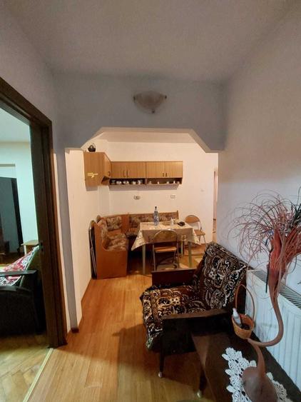 Apartament cu 3 camere decomandat în Ultracentral