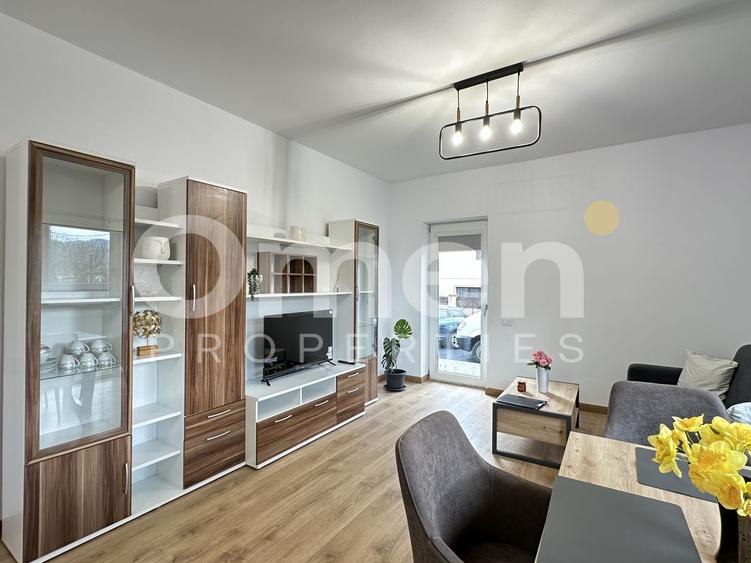 Apartament cu 2 camere decomandat, mobilat în Est