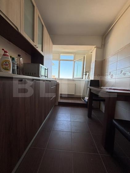 Apartament cu 2 camere decomandat, mobilat în Micro 6