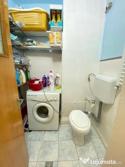 Apartament cu 4 camere decomandat în Miorița