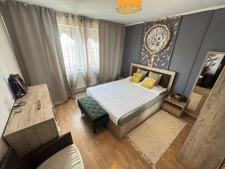 Apartament cu 2 camere decomandat, mobilat în Tomis Nord