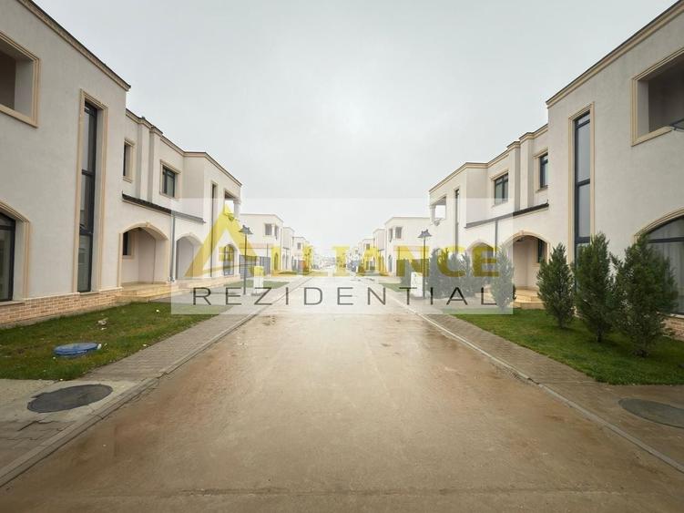 Duplex cu 5 camere decomandat cu Canalizare în Berceni