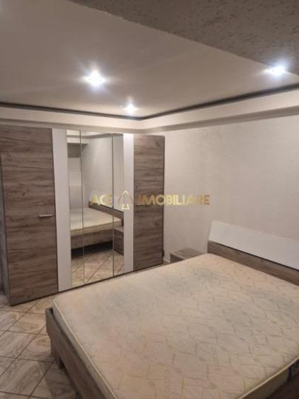 Apartament cu 2 camere semidecomandat, mobilat în Alba Iulia