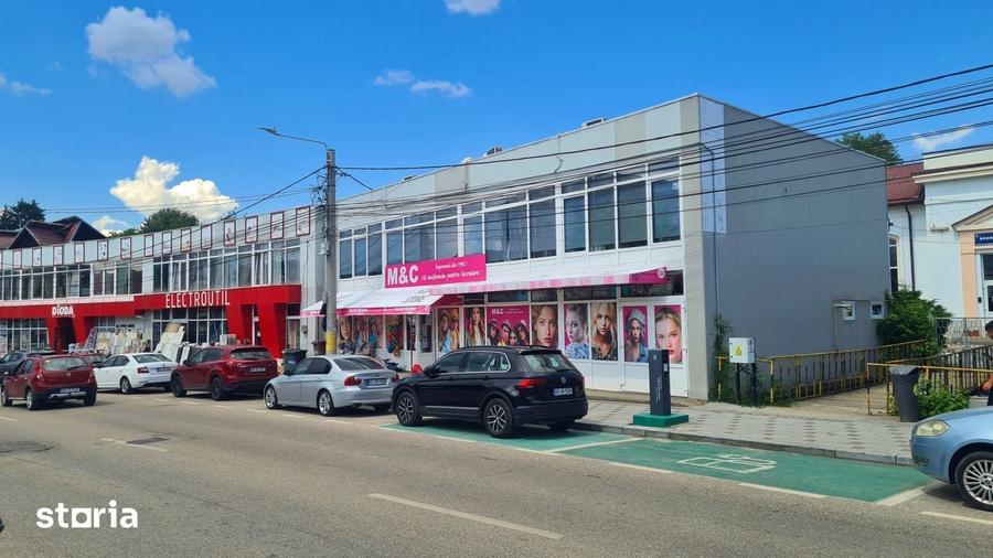 Spațiu comercial, de 380 mp, în Central