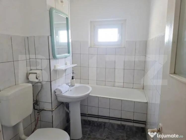 Apartament cu 2 camere semidecomandat în Central