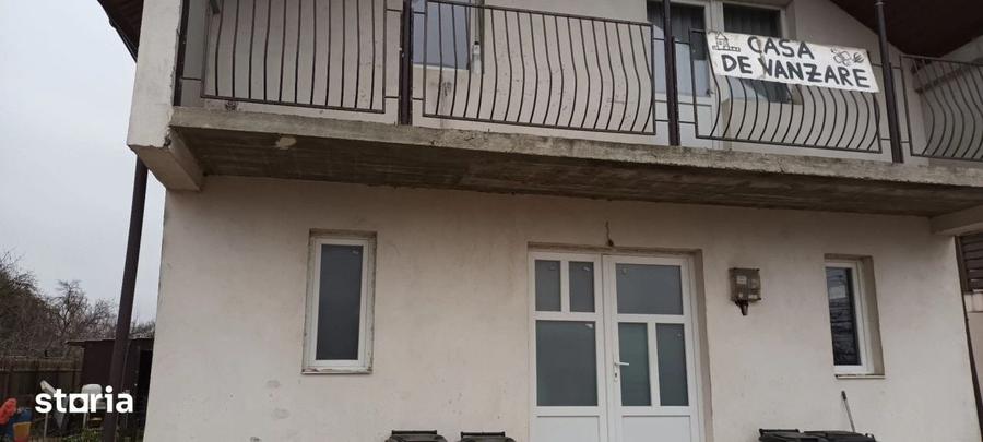 Casă cu 4 camere cu Teren 200 Mp în Iris