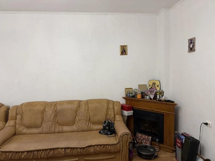 Casă cu 5 camere cu Teren 330 Mp în Central