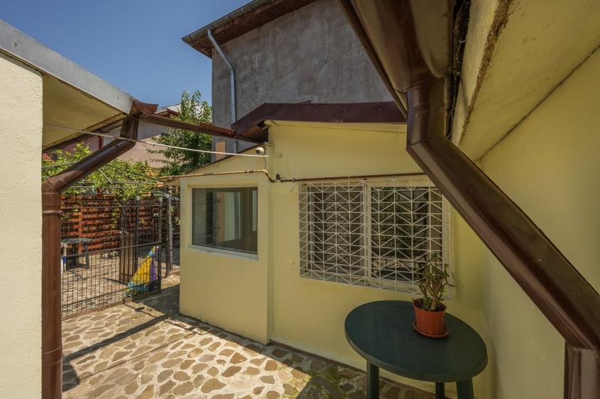 Apartament cu 3 camere decomandat, mobilat în Unirii