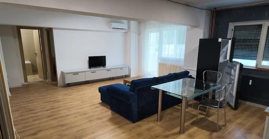 Apartament cu 2 camere decomandat, mobilat în Panduri
