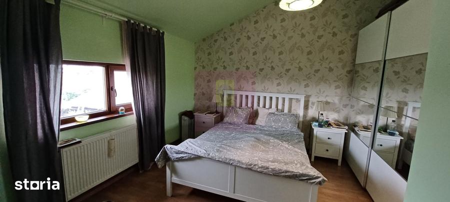 Sabareni, casa 2011, P+M 4 camere + dependin?e, curte 500 mp - 9