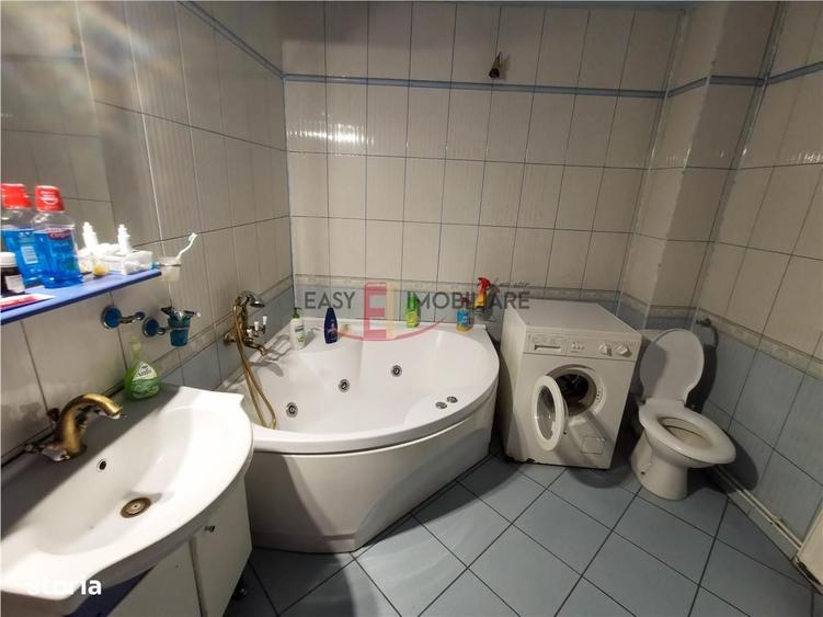 Casă cu 3 camere în Bărdești