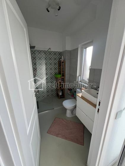 Apartament cu 3 camere decomandat în Florești