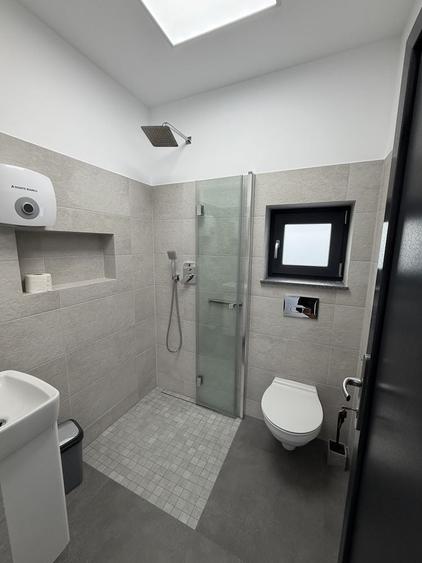 Spațiu comercial, de 120 mp, în Central