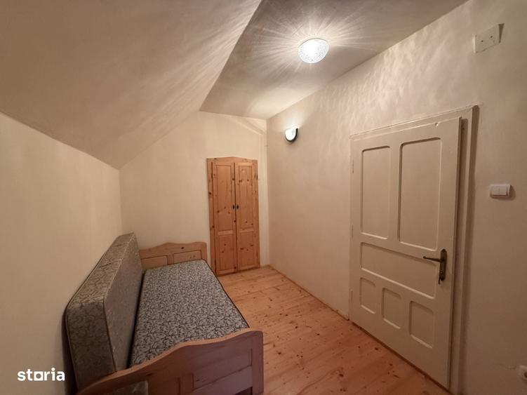 Casă cu 4 camere în Scărișoara