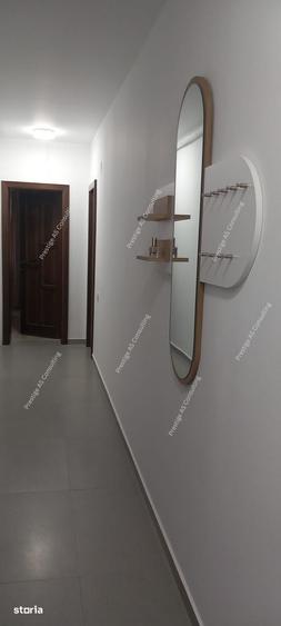 Apartament cu 3 camere decomandat în Dumbrăvița