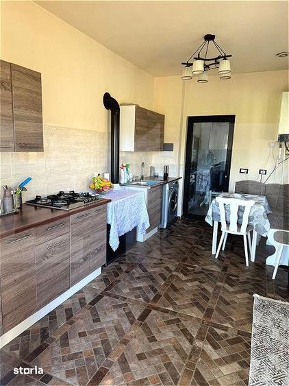 Casă cu 5 camere cu Teren 514 Mp în Mihai Eminescu