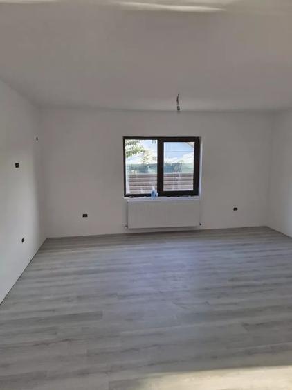 Casă individuală cu 4 camere cu Teren 514 Mp în Cumpăna