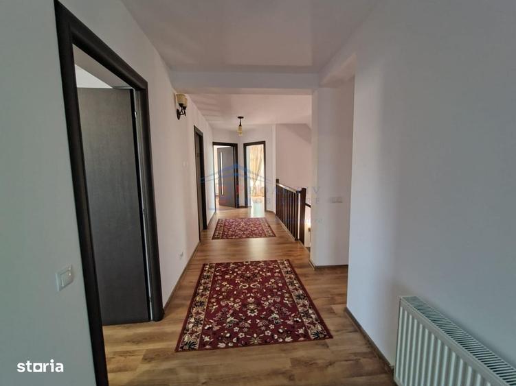 Casă cu 4 camere cu Teren 800 Mp în Moara
