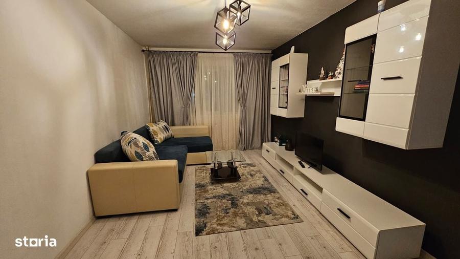 Apartament cu 3 camere decomandat în Lăpuș