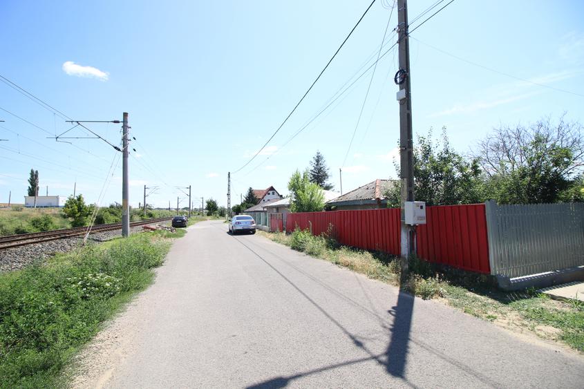 Casă individuală cu 3 camere cu Teren 999 Mp în Șerbeștii Vechi
