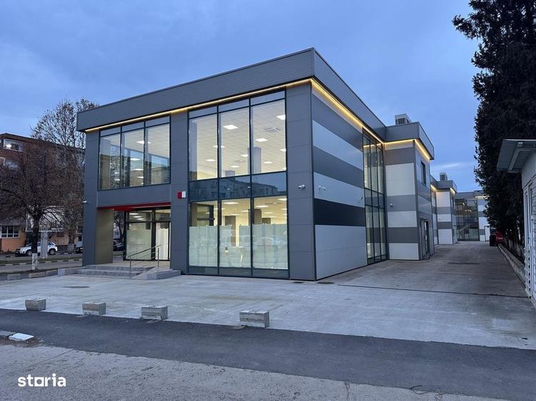 Spațiu comercial, de 3,600 mp, în Ultracentral