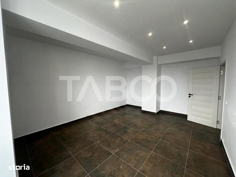 Apartament 2 camere bucatarie separata de vanzare etaj intermediar - 1