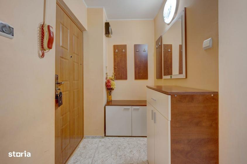 Apartament cu 3 camere, mobilat în Pantelimon