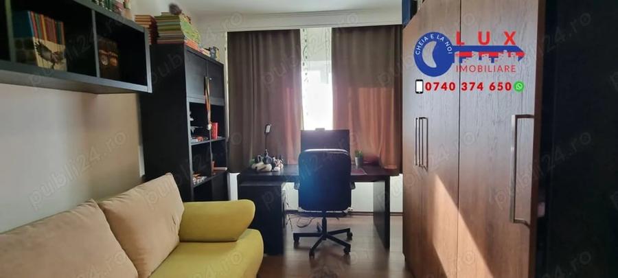 Apartament cu 3 camere decomandat în Babadag