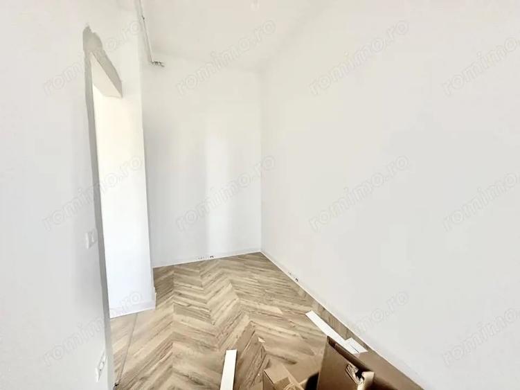 Casă cu 4 camere cu Teren 351 Mp în Urseni
