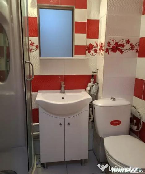Apartament cu 3 camere semidecomandat în Valea Rosie