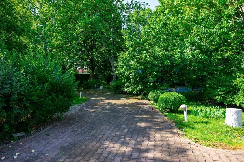 Casă individuală cu 6 camere cu Piscina în Nord