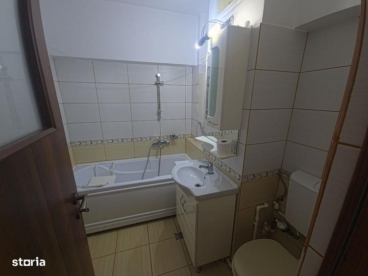 Tomis II apartament 2 camere decomandat gol centrala gaze - 5