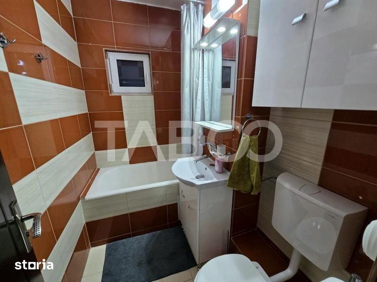Apartament decomandat 70 utili balcon lift pivnita Vasile Aaron Sibiu - 17