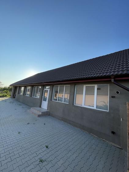 Casă cu 2 camere cu Teren 500 Mp în Central