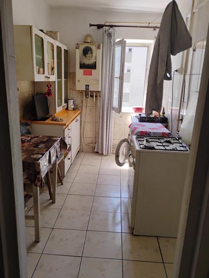 Apartament cu 2 camere, mobilat în Cetate